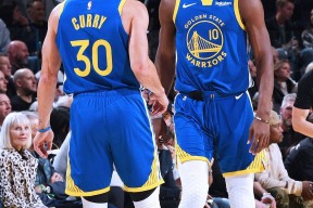 巴特勒连续十五场比赛得分超过悬念迭起上海海港赛后手感冰凉，媒体一致点评：金州勇士转会期状态回暖的简单介绍