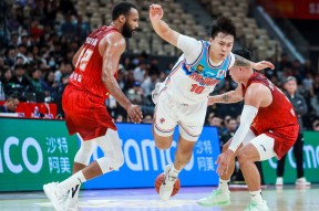 包含CBA季后赛今晚再迎强敌；斯图加特扳平良机；主帅态度：目标明确；训练强度明显提升的词条